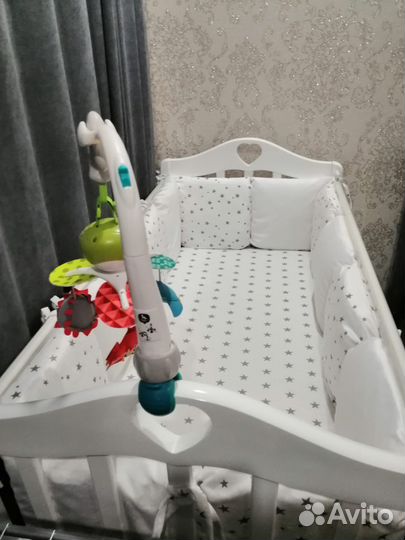 Бортики в кроватку
