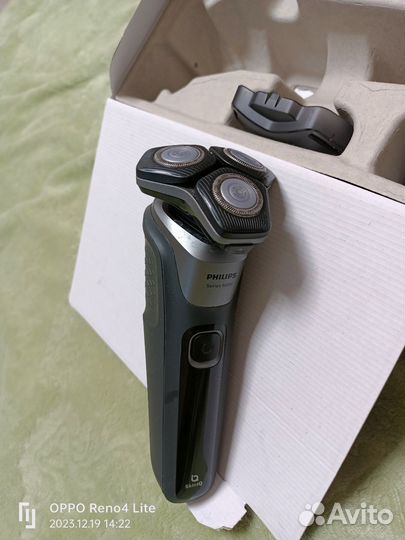 Бритва электрическая philips