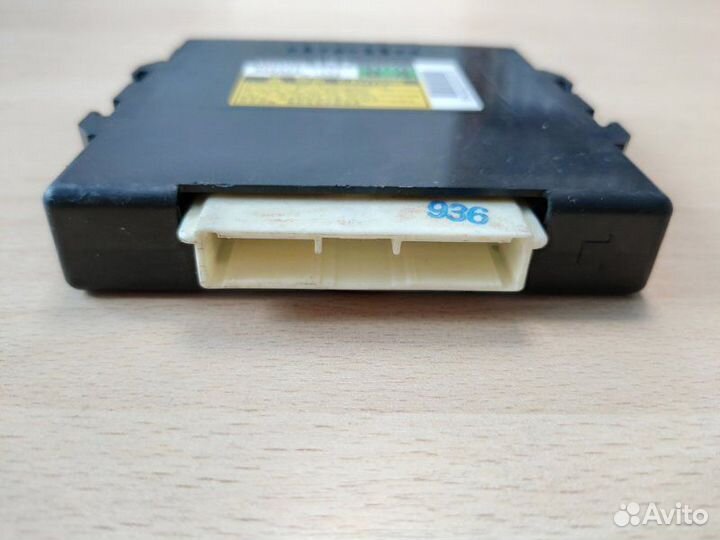 Электронный блок Toyota Rav 4 XA30 рестайлинг 2.0