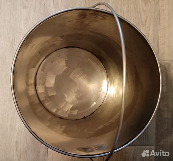 Ведро из нержавейки с крышкой