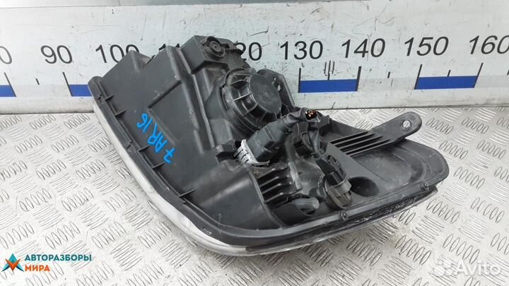 Фара правая Kia Rio 2 2006