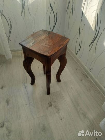 Подставка для цветов напольная