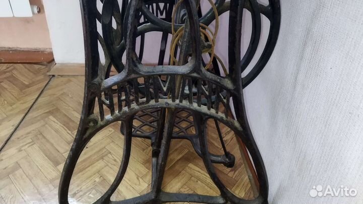 Швейная машина Robler