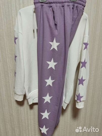 Спортивный костюм женский