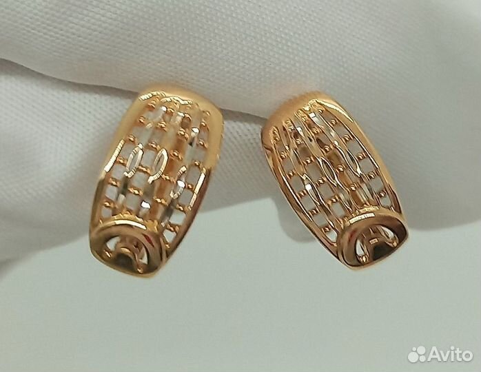 Золотые серьги