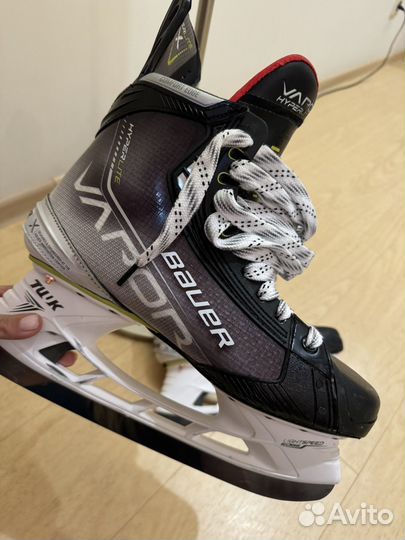 Хоккейные коньки bauer vapor hyperlite 9.5