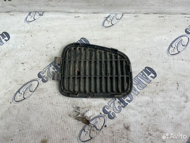 Дефлектор Mitsubishi Outlander 1