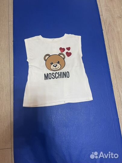 Костюм и футболка Moschino 2 года