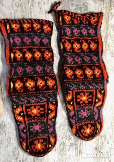 Носки шерстяные яркие из Абхазии