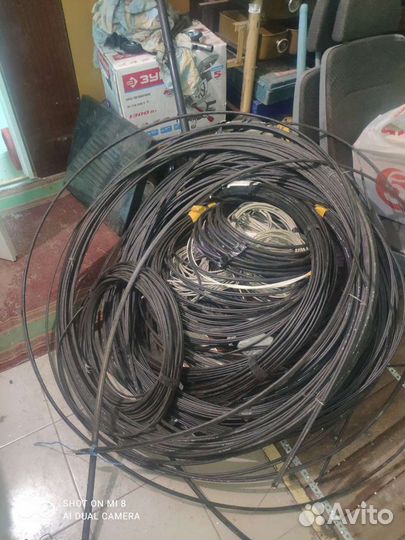 Оптоволоконный кабель и витая пара