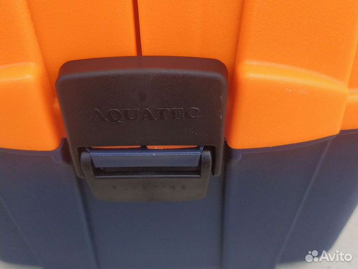 Ящик рыболовный шесть полок