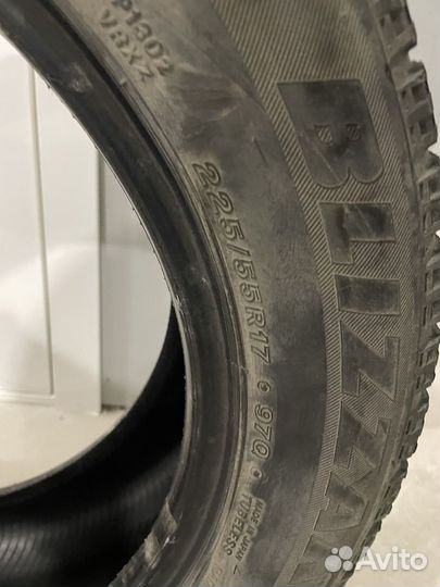 Bridgestone Blizzak DM-V3 225/55 R17