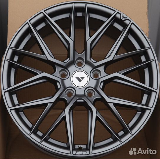 Диски Vorsteiner VF107 R18 5-114,3 графит
