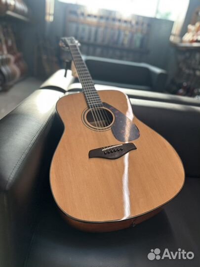 Yamaha FG800 Акустическая гитара (массив)