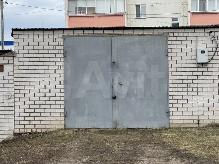 Гараж, > 30 м²