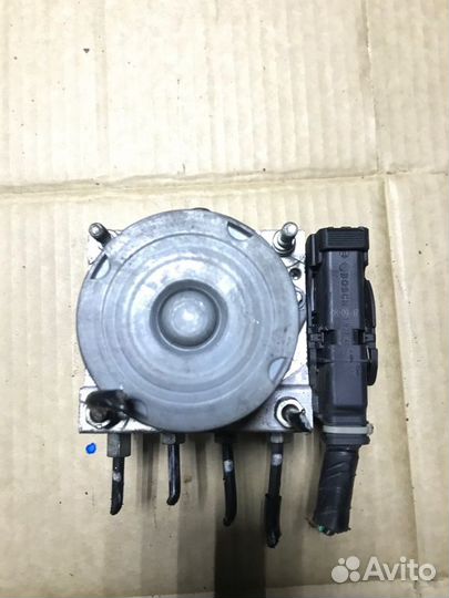 Блок ABS Nissan Teana J32 2.5 2007-2011