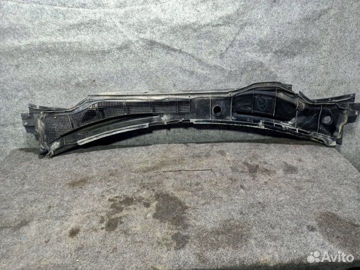 Жабо Toyota Camry ACV40