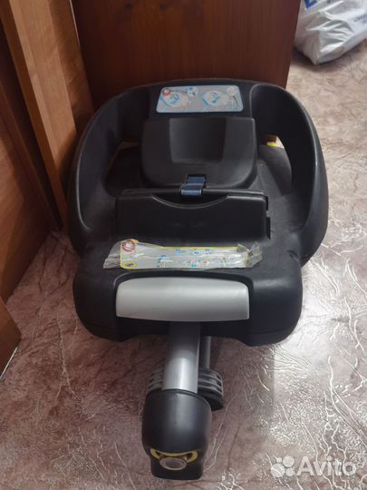 Автокресло Maxi Cosi с базой EasyFix