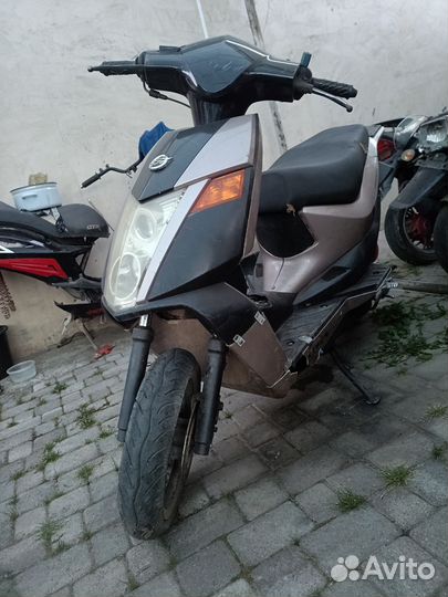 Скутер Китай 50кубов 2такта