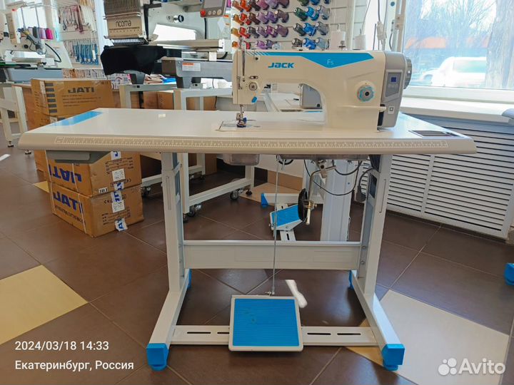Швейная машина jack F5