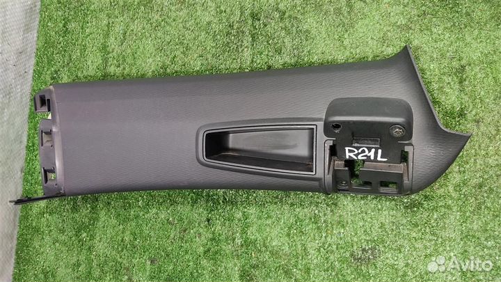 Обшивка багажника левая Citroen C4 Grand Picasso