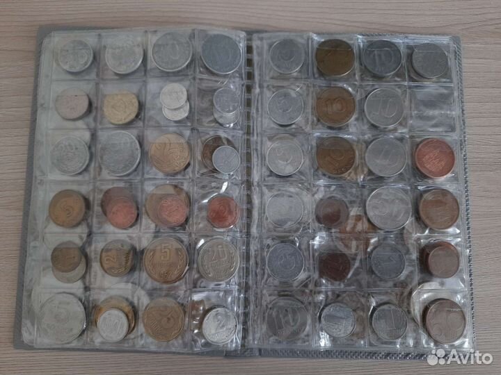 Иностранные монеты с монетником