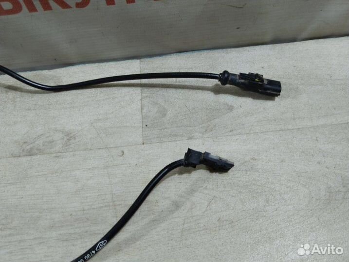 Датчик ABS задний правый Renault Fluence 2011