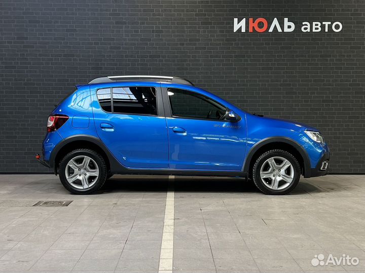 Renault Sandero Stepway 1.6 AT, 2021, 51 964 км