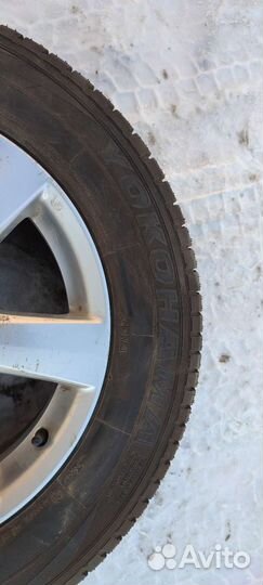 Колесо Toyota R17 в отличном состоянии