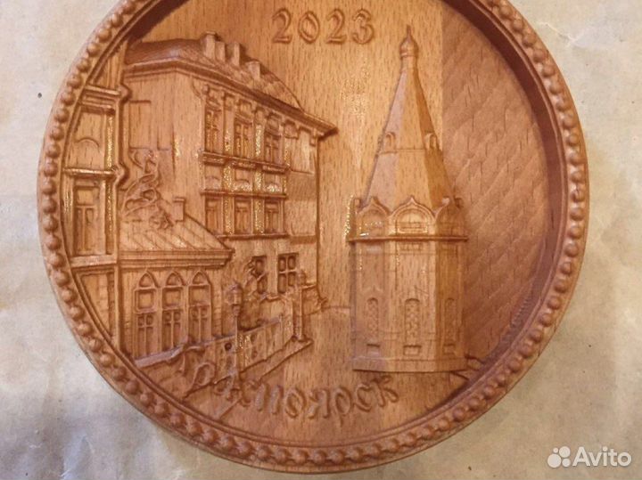 Панно из дерева часовня, знаки задиака, и др