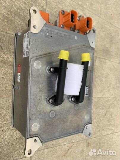 Бортовое зарядное устройство преобразователь напря