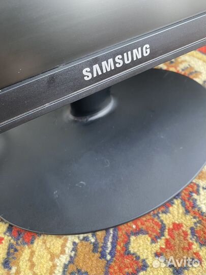 Монитор Samsung syncmaster E1920