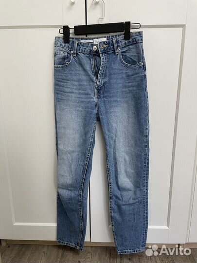 Джинсы женские