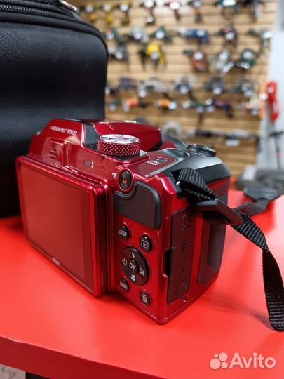 Фотоаппарат Nikon Coolpix B500