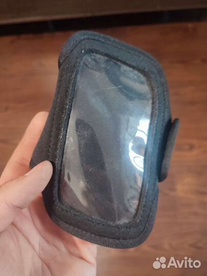 Телефонный чехол на руку Solomon