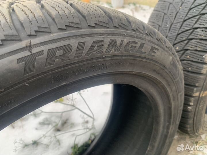 Triangle PL01 235/45 R18 98