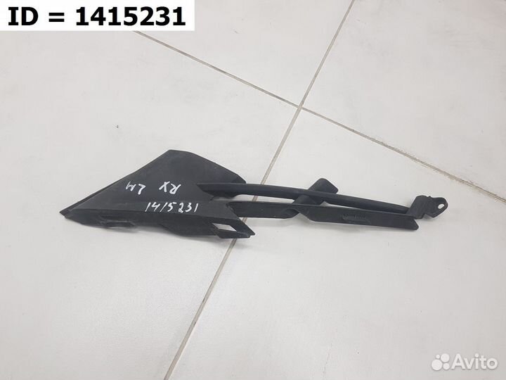 Решетка переднего бампера левая Lexus RX