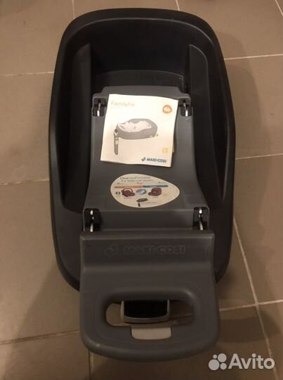 База maxi cosi isofix
