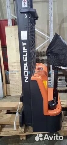 Штабелер самоходный Noblelift PSE15L-C