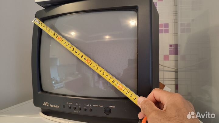 Телевизор JVC кинескопный небольшой