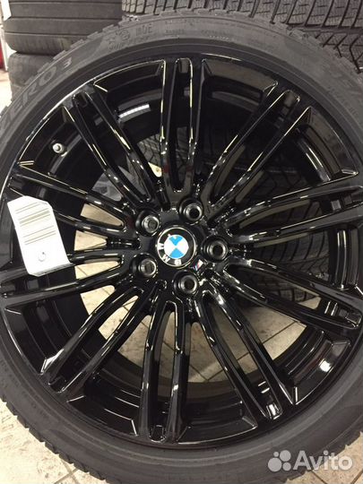 Новый оригинальный ком зимних кол на BMW G30 664M