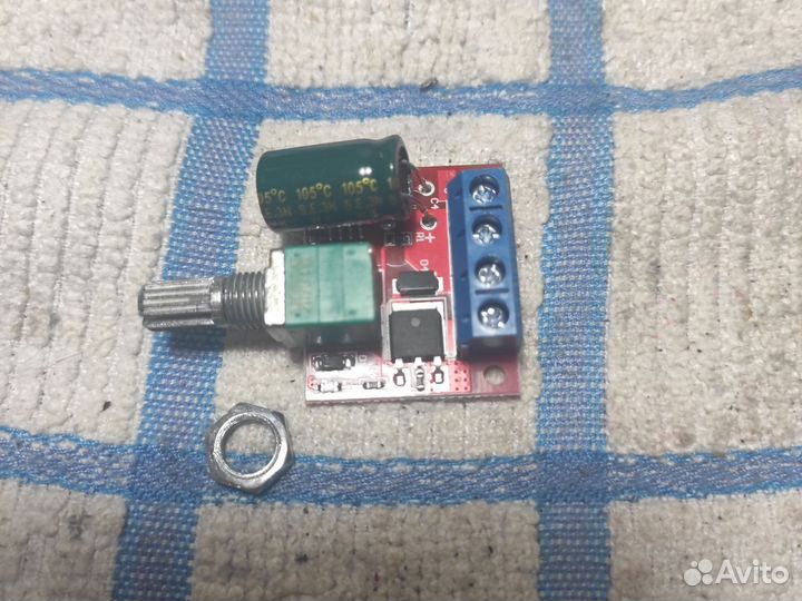 Регулятор напряжения от 1 до 35 вольт