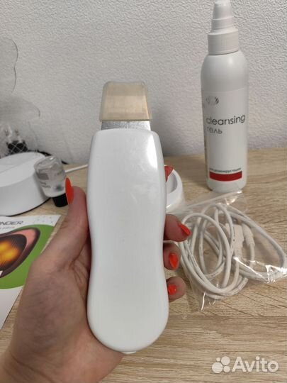 Аппарат для ультразвуковой чистки лица gezatone