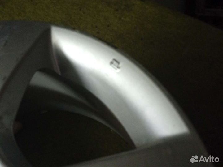 Диск литой mitsubishi r16