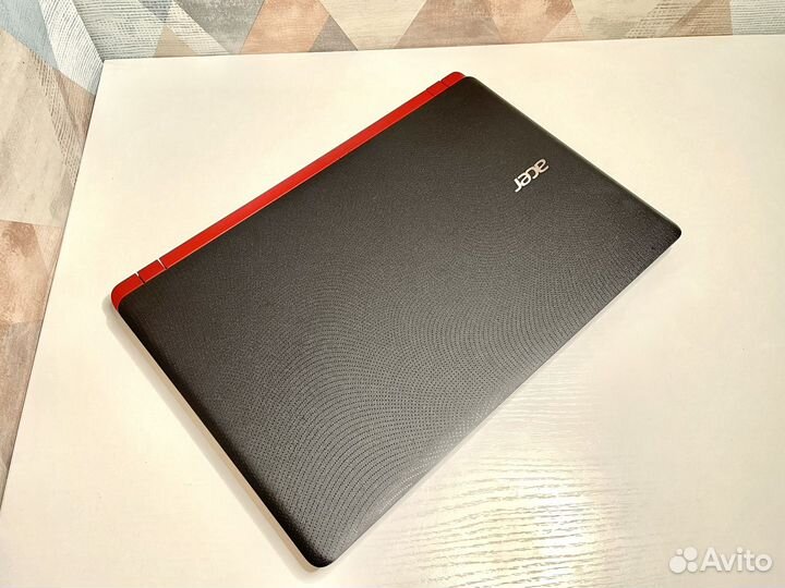 Ноутбук Acer A8/1тб/8Гб озу