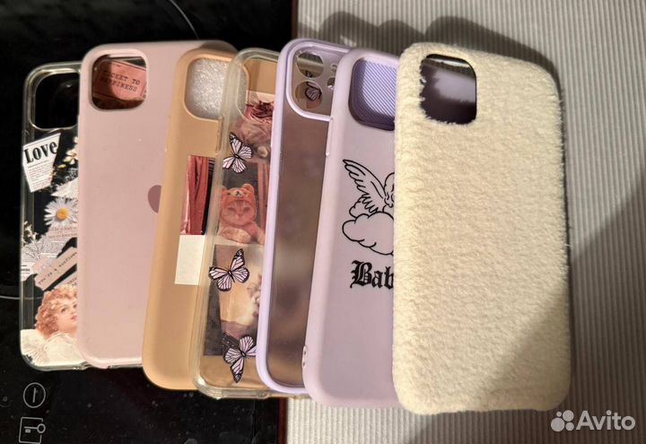 Чехлы на iPhone 11