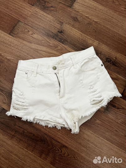 Джинсовые шорты