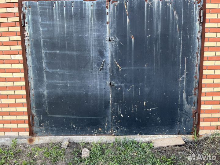 Ворота гаражные бу