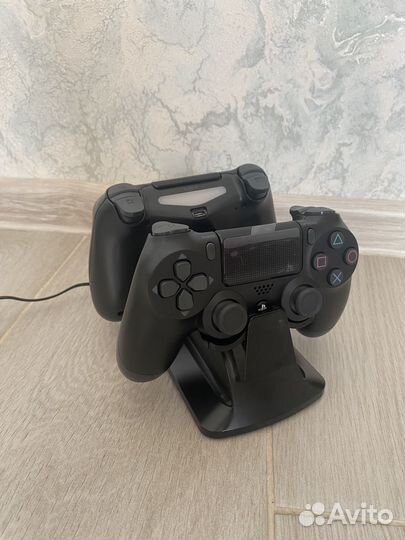 Sony PS4 pro 1tb + 160 игр