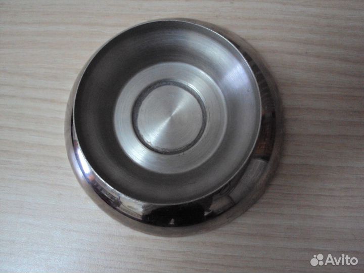 Вазочка(мороженица,варенница металл на ножке СССР